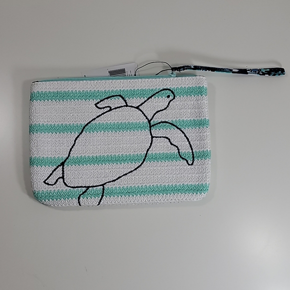 Vera Bradley Blue Star Medallion Straw Beach Wrislet with Sea Turtle - Picture 2 of 6